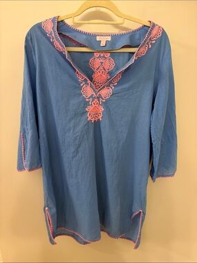 Lilly Pulitzer Blue Tunic with Pink Embroidered V-Neck